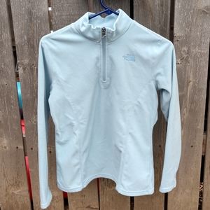 The North Face 1/3 Zipper Pullover XL Baby Blue